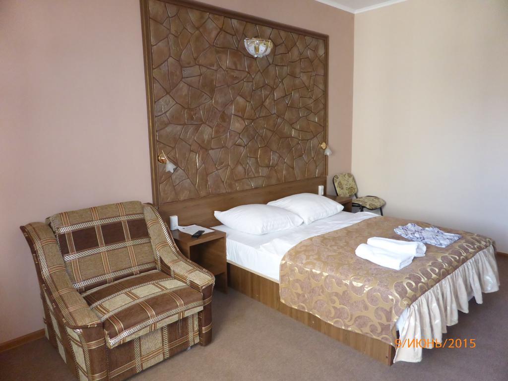 Shellman Apart Hotel Odessa Chambre photo
