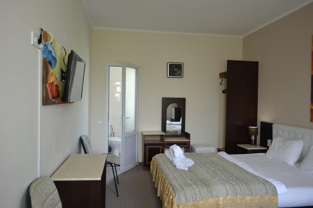 Shellman Apart Hotel Odessa Extérieur photo