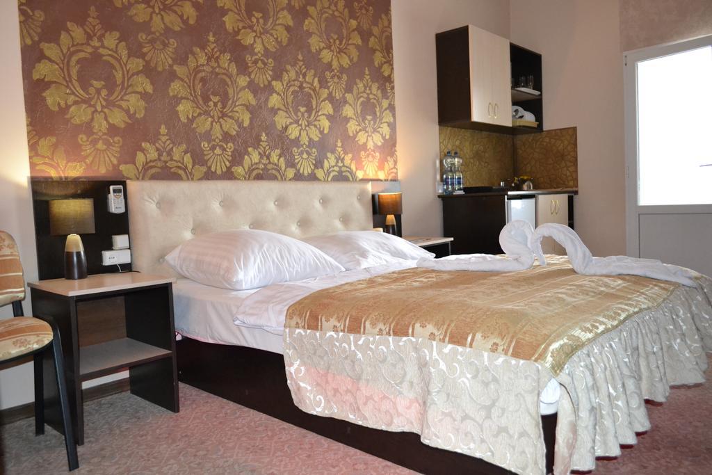 Shellman Apart Hotel Odessa Extérieur photo