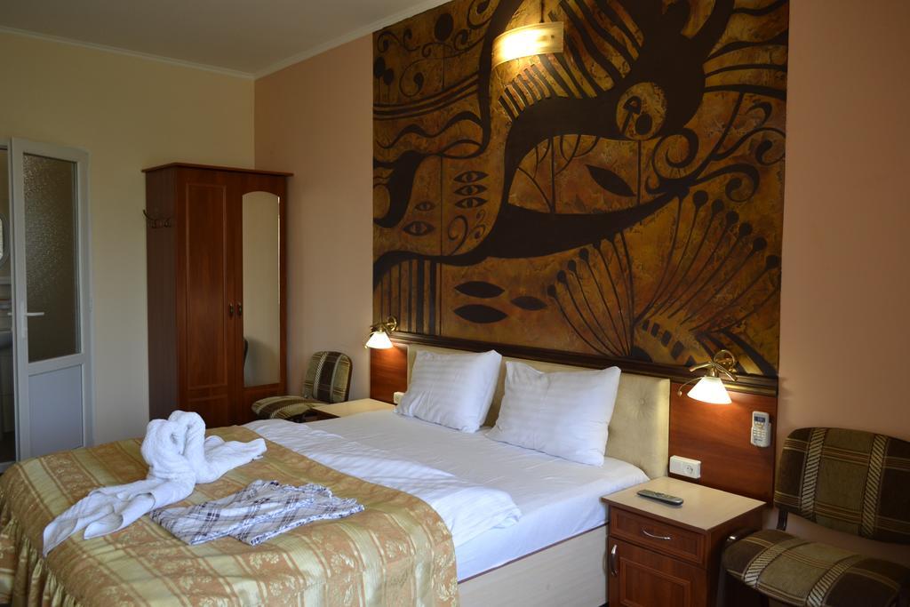Shellman Apart Hotel Odessa Extérieur photo
